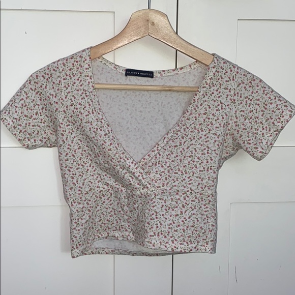 Brandy Melville amara floral top - Picture 1 of 1
